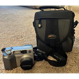 Olympus Camedia Digital C-4000 Zoom 3X Optical Zoom 4.0 Megapixel TESTED WORKS